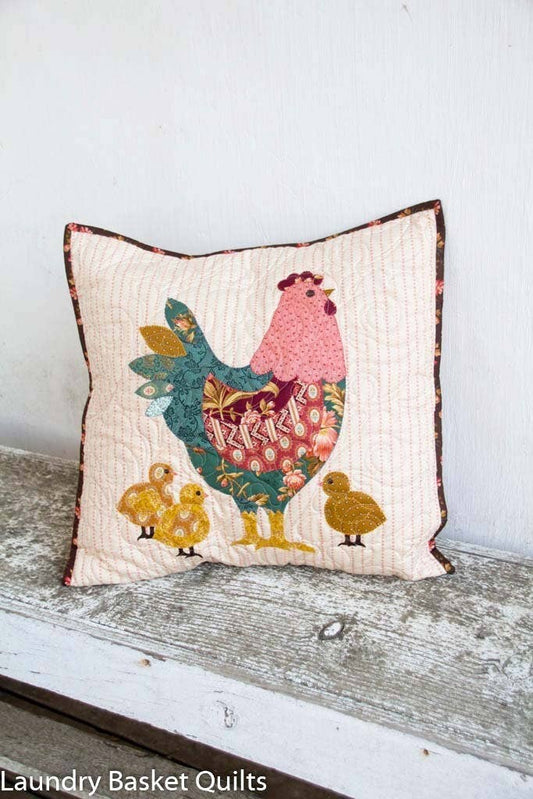 Laundry Basket Quilts - Hen House Pillow Pattern